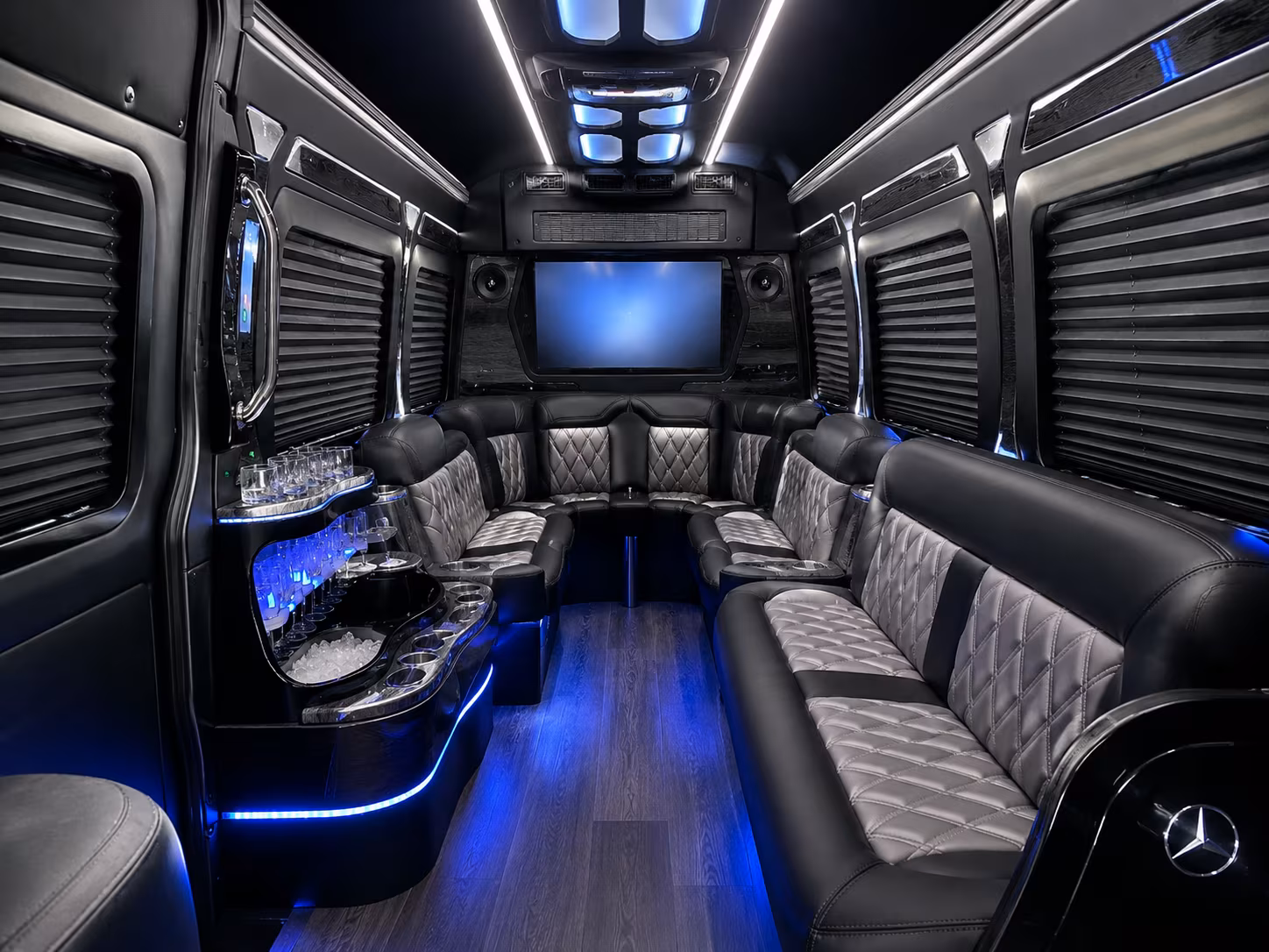 compare every bus type for your thousand oaks sporting event group