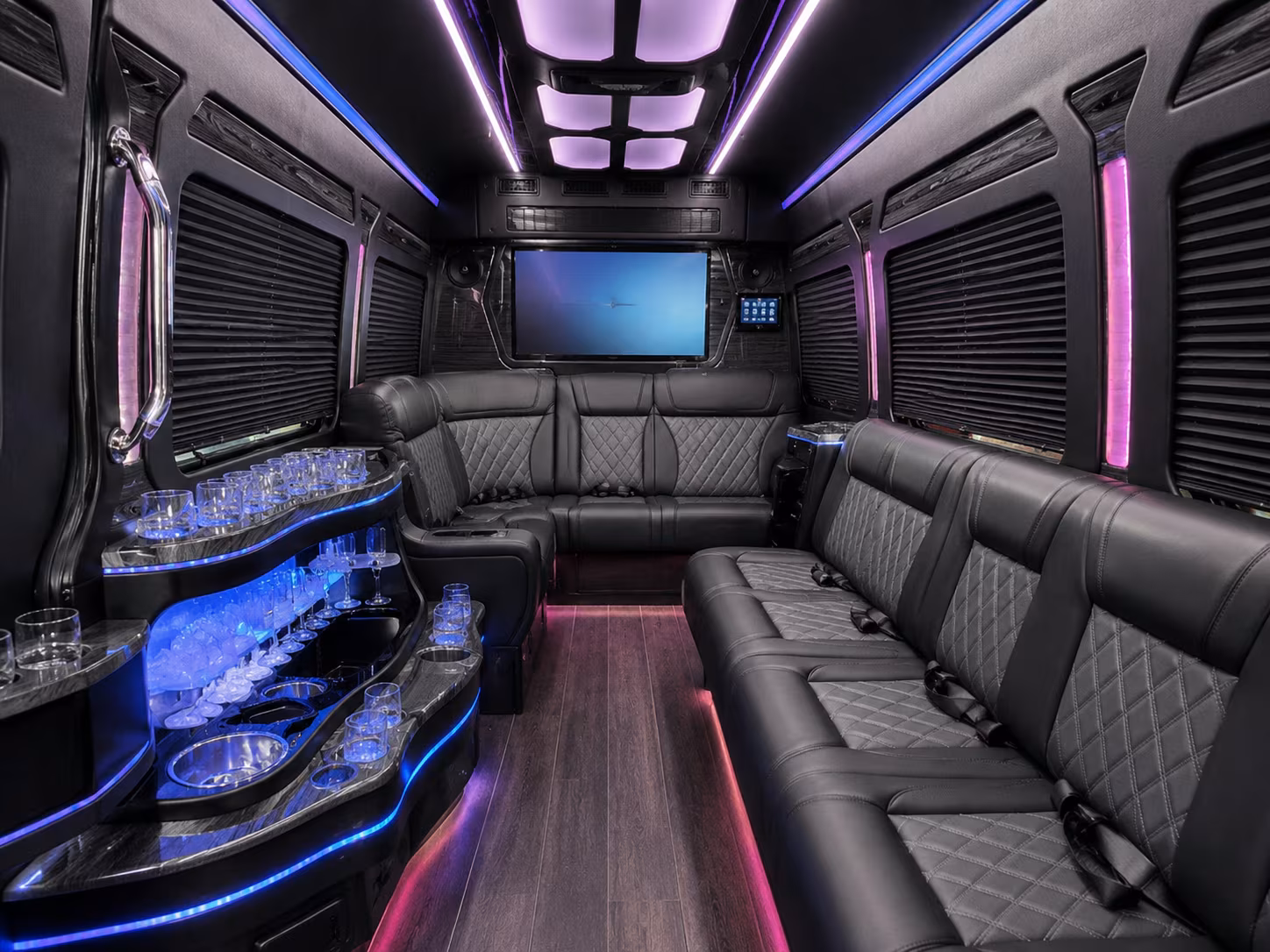recurring employee shuttle programs built around your thousand oaks campus