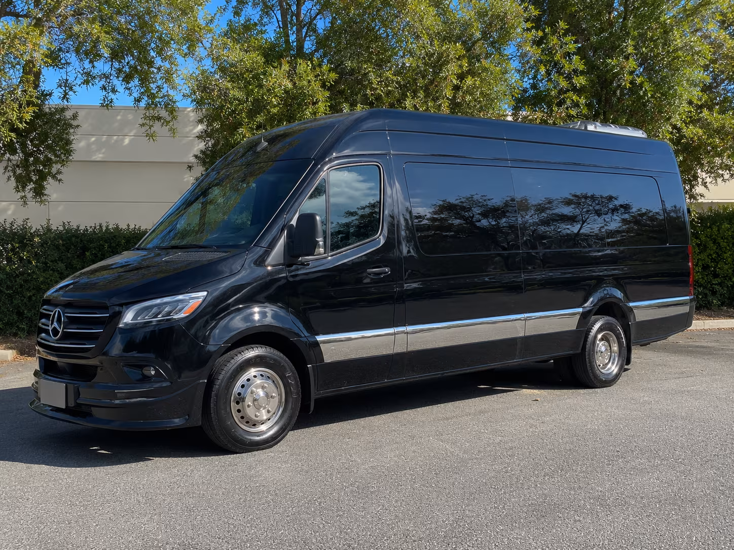 thousand oaks airport transportation onboard seating
